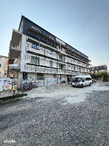 Apartament 2 camere cu loc de parcare inclus, strada Safirului.