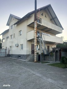 Casa Spatioasa + Spatii Comerciale | Hantesti, Jud. Suceava