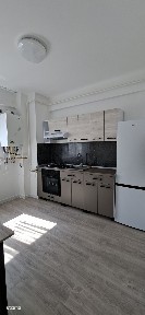 Apartament cu o camera, Cug-Lidl Visoianu