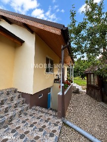Casa individuala zona Schit, 850 mp teren, 3 camere, 165.000 euro