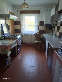 Închiriez apartament 2 camere