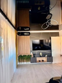 Apartament 2 camere decomandat - complet mobilat/utilat, 2 balcoane, lift, loc de parcare