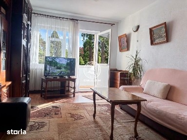 Apartament 3 camere decomandat Centru -Tg Cucu