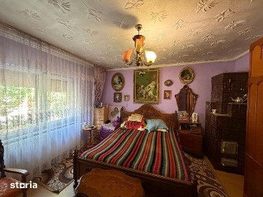 Casa de vanzare, 150 mp, teren 1300 mp, zona Raului