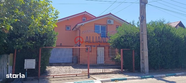 Agigea vilă P+1 de vânzare, teren 471mp