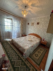De vanzare apartament cu 3 camere,3 balcoane, etajul 3,zona Episcopiei