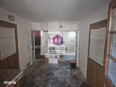 Vand casa 4 camere in Muncitoresc