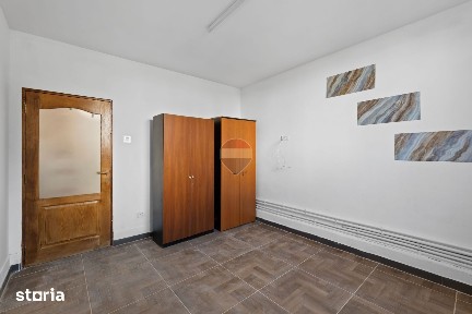 Apartament la casă de inchiriat cu 4 camere și 4 băi Zona Făt-Frumos