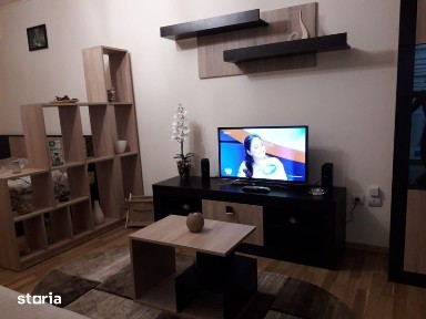 Garsoniera mare zona Nord / parcare