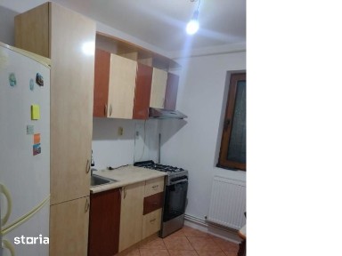 garsoniera de inchiriat zona Girocului