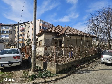 Casa zona Olteniei, teren 446mp