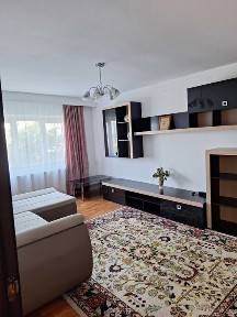 Apartament 3 camere (69mp)renovat/mobilat/utilat (direct de la proprietar)