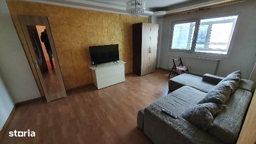 Apartament 2 camere decomandat - Zona Narcisa