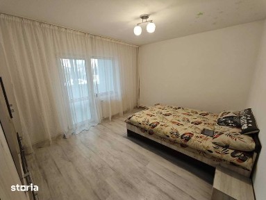 Apartament 3 camere, Sector 6