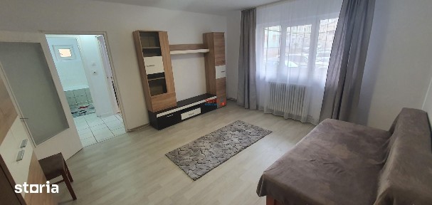 Apartament de inchiriat 2 camere Cetate cu loc parcare!