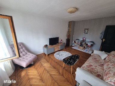 Piata farului- apartament 2 camere decomandat stradal