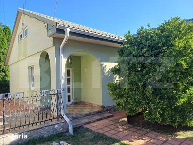 Vila de vanzare, 176 mp, teren 620 mp, zona Centrala