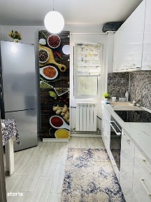 Apartament 3 camere | Zonă centrală | La 1,3 km de Palas | Ideal pentr