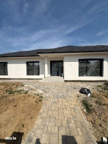 Casa de vanzare, 120 mp, teren 500 mp, zona Aerodrom