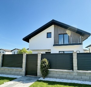 Casă de vânzare individuală, 5 camere, Berceni Ilfov- La cheie- 500 mp