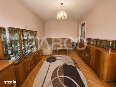 Ap 3 camere 2 bai 2 balcoane pivnita etaj 2 Str.Rusciorului Lidl Cibin