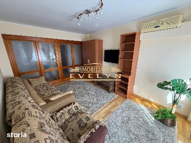 Apartament 4 camere de vânzare - Calea Națională, Piața Mare