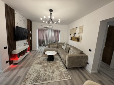 Apartament superb 2 camere Gradina Botanica Etaj 1-Proprietar