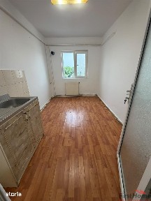 Apartament 2 camere, hol patrat, logie + balcon, zona Razboieni