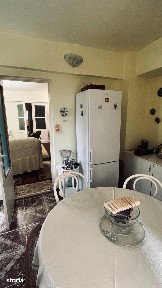 Apartament 3 camere cu balcon, garaj inclus