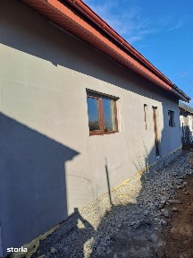 Casă la roșu | Malcoci, Tulcea | Teren 500 mp