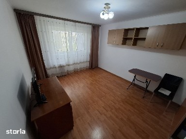 Garsonieră parter zona CET
