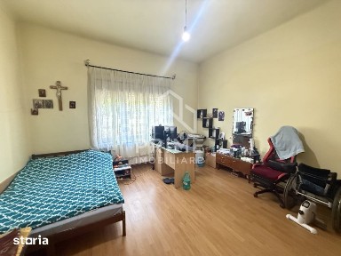 Casa individuala de vanzare | Zona-ULTRACENTRALA | 385 mp teren.