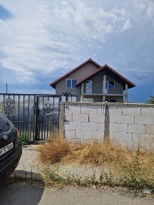 Vand casa simian