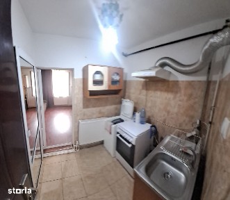 Garsoniera etaj 1, str Mihai Viteazu