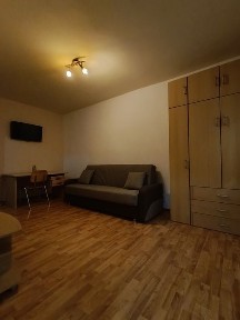 Garsonieră 35 mp Micalaca - aproape de UAV, pentru o singură persoană