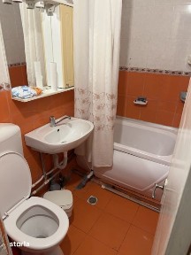 Inchiriez apartament cu doua camere doar pe termen lung !