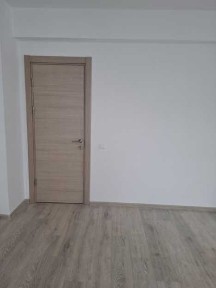 Apartament cu 3 camere, de vânzare Gura Putnei