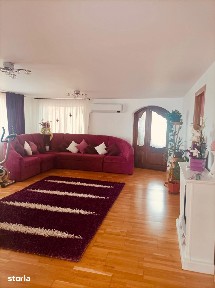 Vila spațioasă + bucătărie de vară, teren 4600 mp, livadă și solar