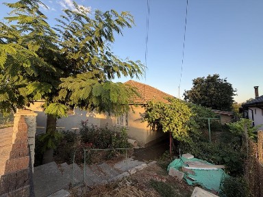Casa de vanzare in Fetesti 1000mp