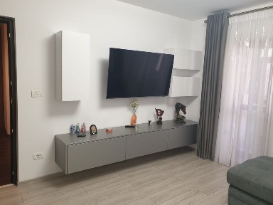 Apartament 3 camere zona Nord etaj 1