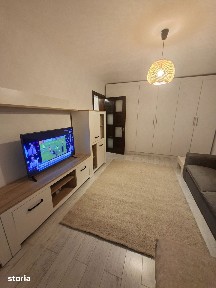 Apartament 3 camere, Rovine