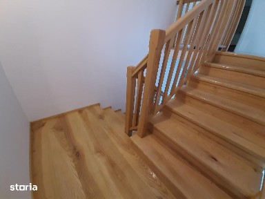 Cas+garaj+fotov +baterii 10 Kw. Pretul de 1200€/mp nu este real
