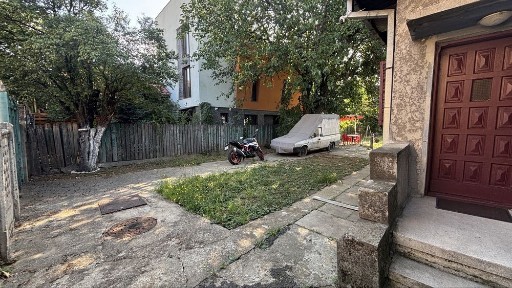 Teren + casa Bucuresti 500 mp. - ideal constructie bloc