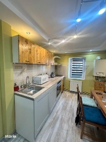 Apartament cu 3 camere, 420 €/luna, Zona AEM