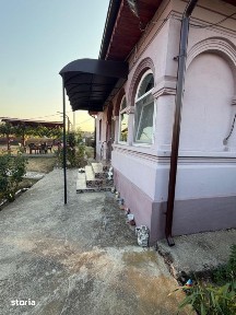 Casa de vanzare, 80 mp, teren 2330 mp, zona Arginesti