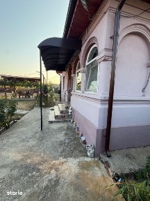 Casa de vanzare, 80 mp, teren 2330 mp, zona Arginesti