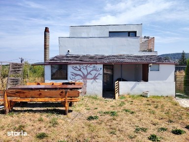 Casa de familie in Salicea - linistea de la tara, aproape de Cluj