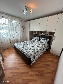 De inchriat apartament cu 3 camere, 2 bai, balcon, situat ultracentral