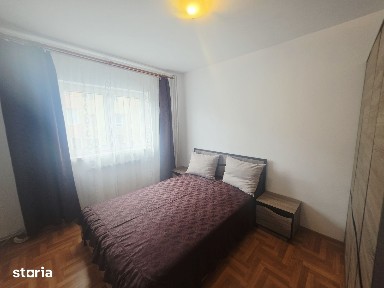 Inchiriez 4 camere in Astra cu 2 parcari