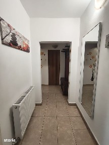 Închiriez garsonieră + PARCARE - sub Colina Universității